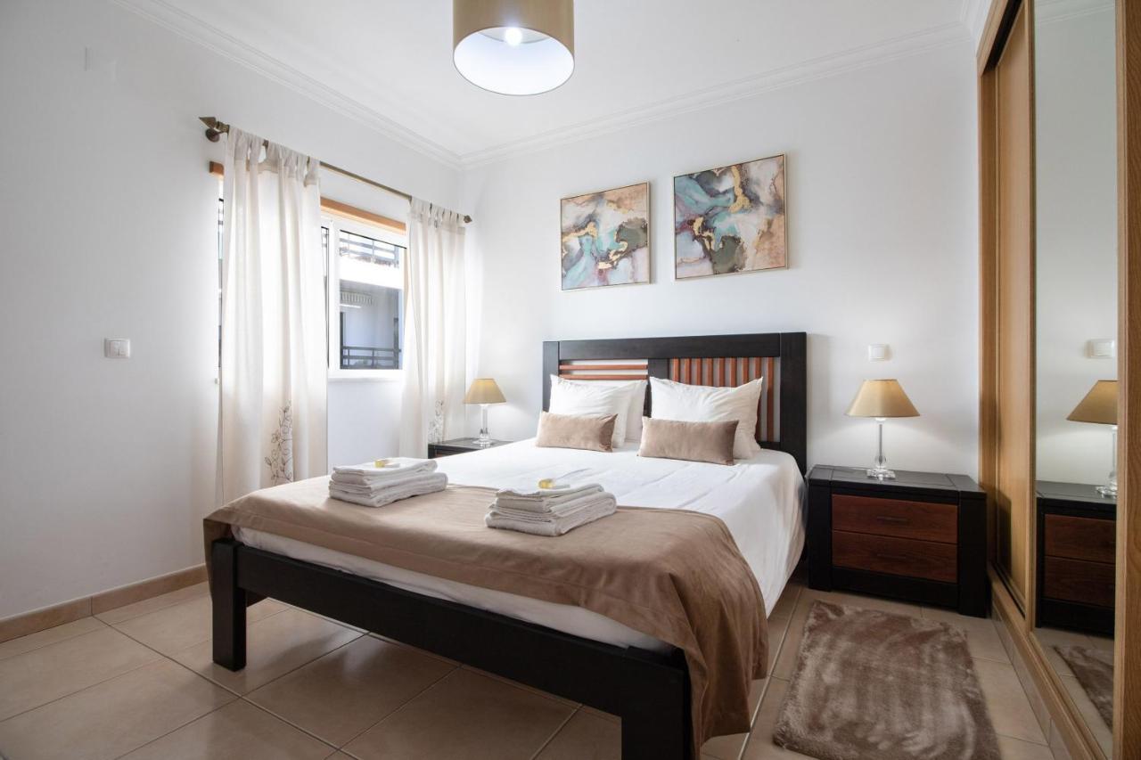 Apartamento Alameda Quarteira Eksteriør billede