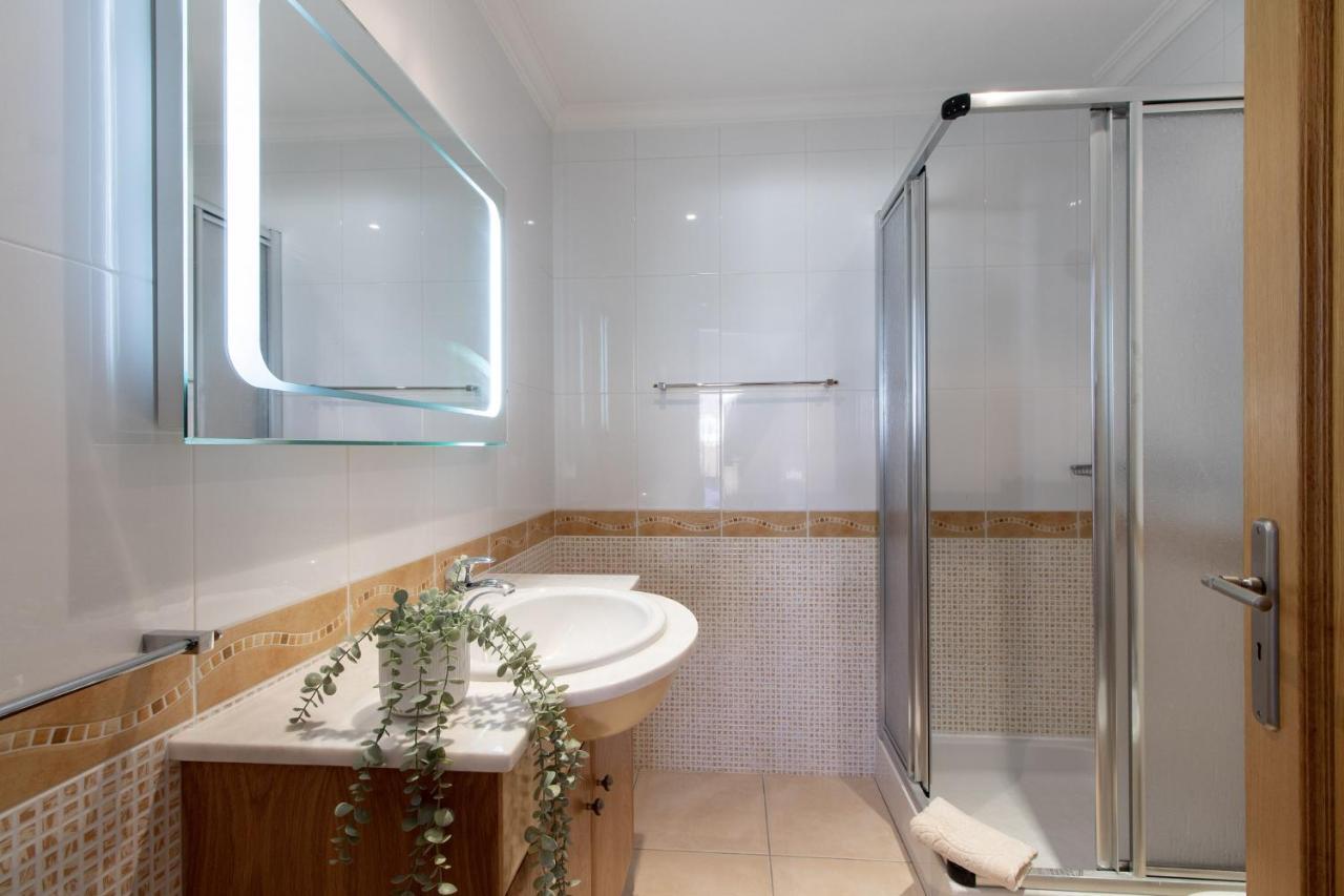 Apartamento Alameda Quarteira Eksteriør billede